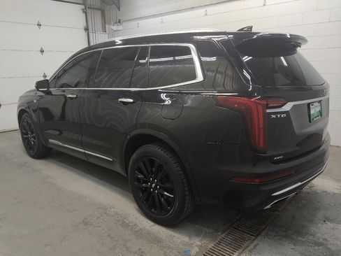 Used 2020 Cadillac XT6 Premium Luxury AWD/4WD image 3