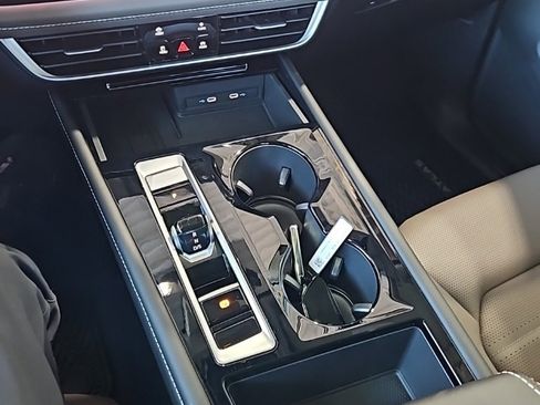 New 2026 Volkswagen Atlas SEL image 38