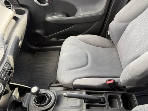 Used 2010 Honda Fit image 17