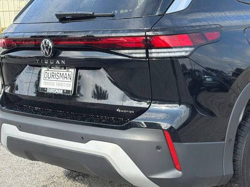 New 2026 Volkswagen Tiguan S AWD/4WD image 5