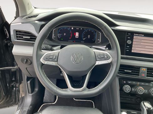Used 2023 Volkswagen Taos SEL AWD/4WD image 12