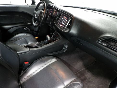 Used 2018 Dodge Challenger GT w/ Blacktop Package AWD/4WD image 13
