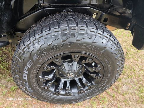 Used 2011 Jeep Wrangler Rubicon w/ PWR Convenience Group AWD/4WD image 8