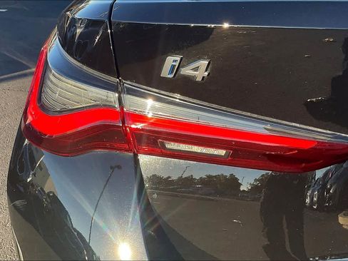 Used 2023 BMW i4 eDrive35 w/ Premium Package image 32