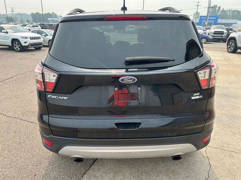 Used 2018 Ford Escape SE AWD/4WD image 6