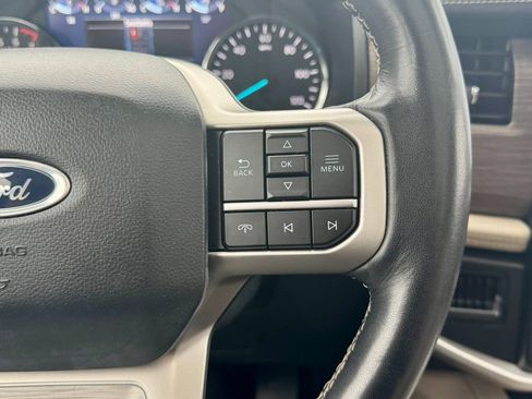 Certified 2024 Ford Expedition Limited image 35