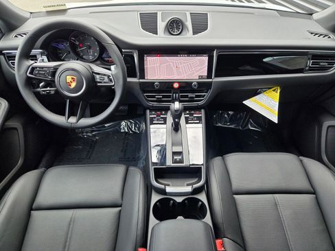 New 2026 Porsche Macan AWD/4WD image 13