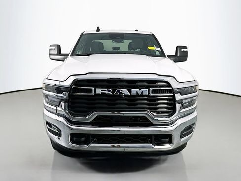 Used 2025 RAM 2500 Big Horn AWD/4WD image 2