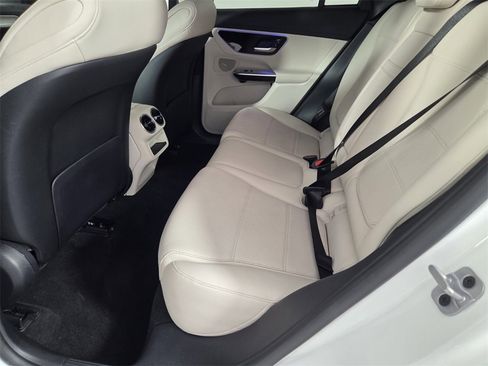 Certified 2023 Mercedes-Benz GLC 300 image 17