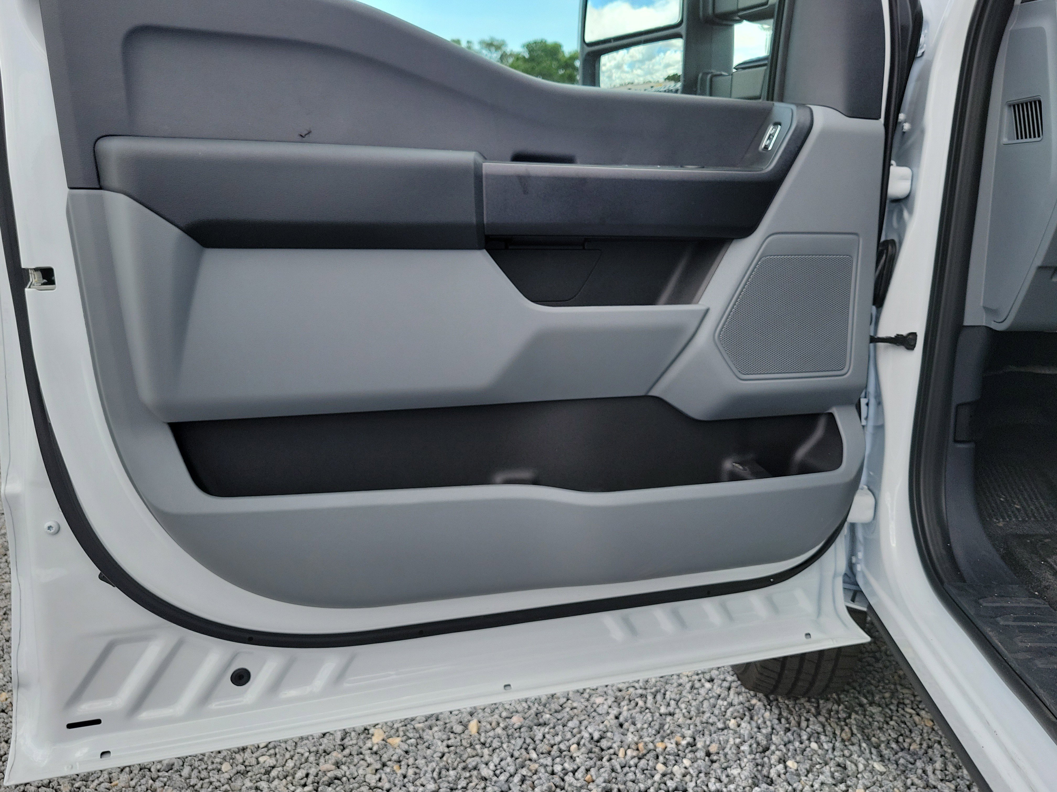 New 2026 Ford F350 XL AWD/4WD image 16