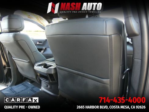 Used 2025 Toyota Tundra Limited AWD/4WD image 46