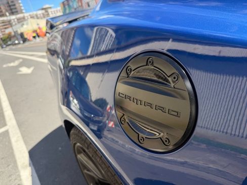 Used 2020 Chevrolet Camaro ZL1 RWD image 9