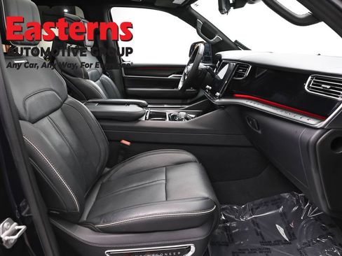 Used 2025 Jeep Grand Wagoneer Series II Obsidian w/ Quick Order Packagew 28T AWD/4WD image 28