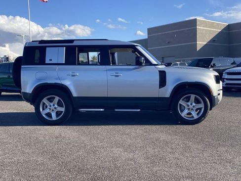 Used 2020 Land Rover Defender 110 SE image 27