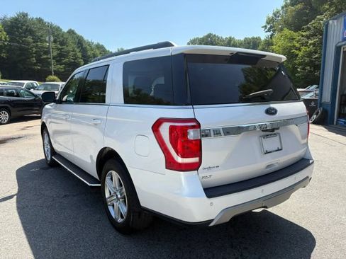 Used 2019 Ford Expedition XLT w/ Equipment Group 202A AWD/4WD image 3