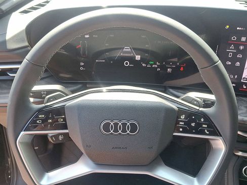 New 2025 Audi Q5 Premium image 15