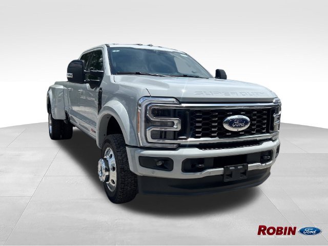 New 2026 Ford F450 Platinum w/ FX4 Off-Road Package AWD/4WD image 8