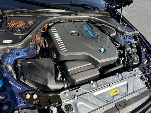 Used 2023 BMW 330e xDrive w/ Convenience Package image 9