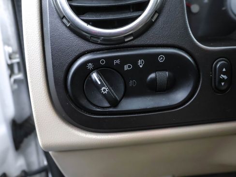 Used 2004 Ford Expedition Eddie Bauer image 14