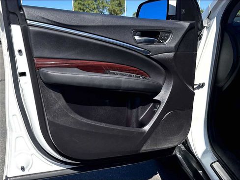 Used 2016 Acura MDX SH-AWD w/ Technology Package image 25