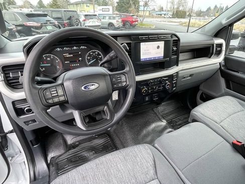 Used 2024 Ford F550 4x4 Regular Cab Super Duty image 9