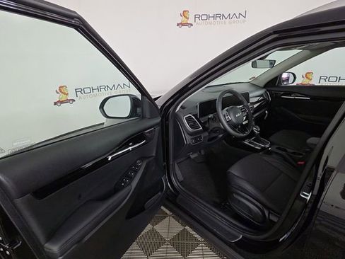 New 2026 Kia Seltos S image 18