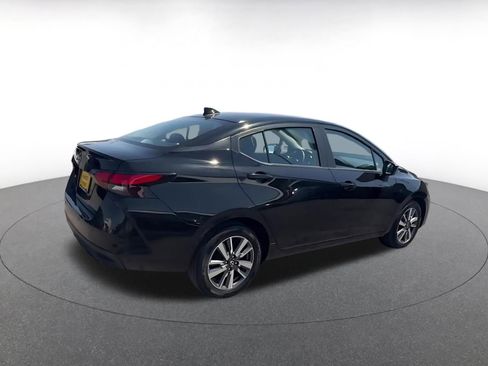 Used 2025 Nissan Versa SV FWD image 12
