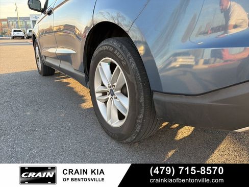 Used 2018 Ford Edge SEL w/ Equipment Group 201A image 9