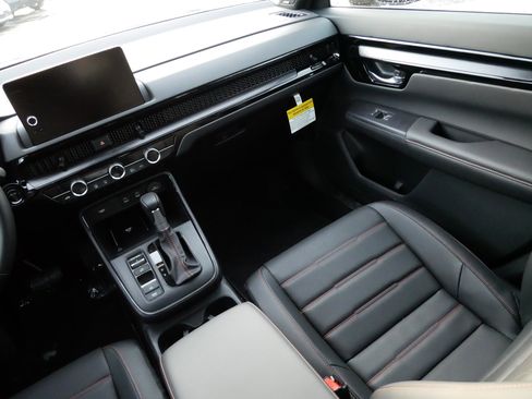 Certified 2026 Honda CR-V Sport Touring image 11