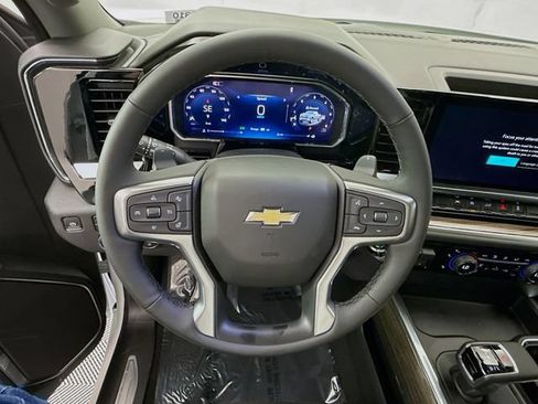 New 2026 Chevrolet Silverado 1500 LT w/ Z71 Off-Road Package AWD/4WD image 13