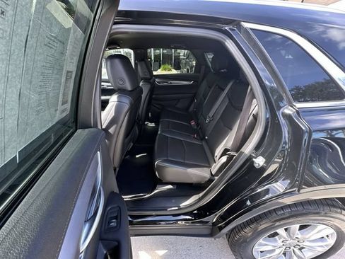 Certified 2024 Cadillac XT5 Luxury FWD image 28