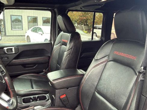 Used 2018 Jeep Wrangler Unlimited Rubicon image 15