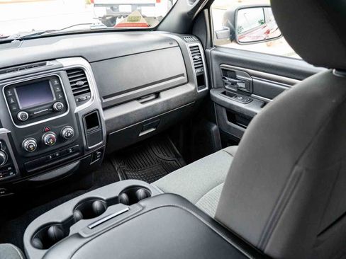 Used 2024 RAM 1500 Warlock AWD/4WD image 25