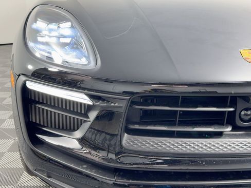 Used 2026 Porsche Macan S AWD/4WD image 11