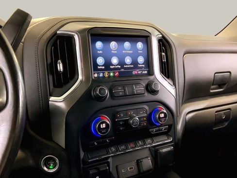 Used 2022 Chevrolet Silverado 1500 LT Trail Boss w/ Convenience Package II AWD/4WD image 6