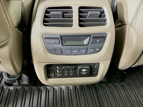 Used 2016 Honda Pilot Elite image 29