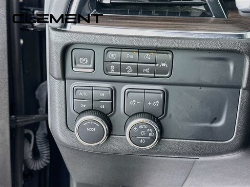 Used 2025 Chevrolet Tahoe Z71 AWD/4WD image 14