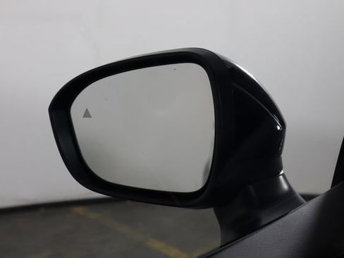 Used 2023 Nissan Ariya FWD image 43