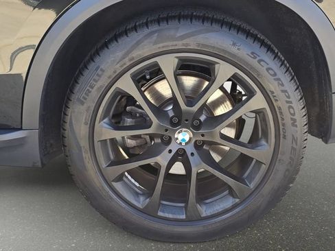 Used 2023 BMW X5 xDrive40i AWD/4WD image 37