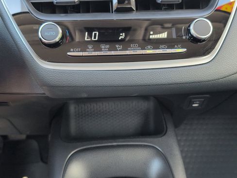 Used 2026 Toyota Corolla LE FWD image 20
