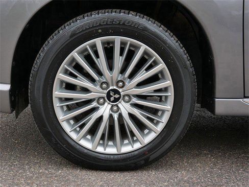 Used 2019 Mitsubishi Outlander SEL image 9