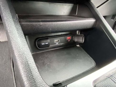 Used 2024 Kia Forte LXS image 17