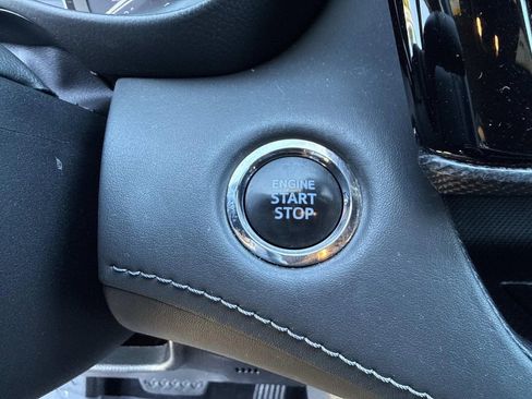 Used 2022 Toyota Highlander XSE image 37