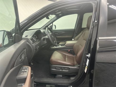 Used 2025 Honda Ridgeline RTL image 9