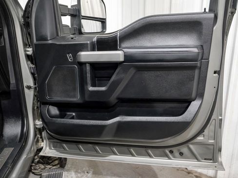 Used 2019 Ford F250 Platinum w/ Platinum Ultimate Package image 47