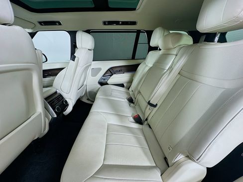 Used 2023 Land Rover Range Rover Long Wheelbase SE AWD/4WD image 38