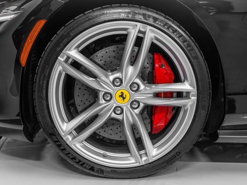 Certified 2024 Ferrari Roma image 13