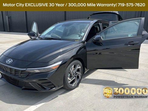 New 2025 Hyundai Elantra SEL image 10