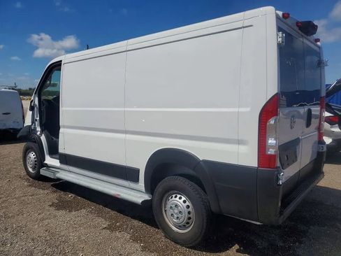 Used 2025 RAM ProMaster 2500 w/ U-Haul Equipment Group image 4