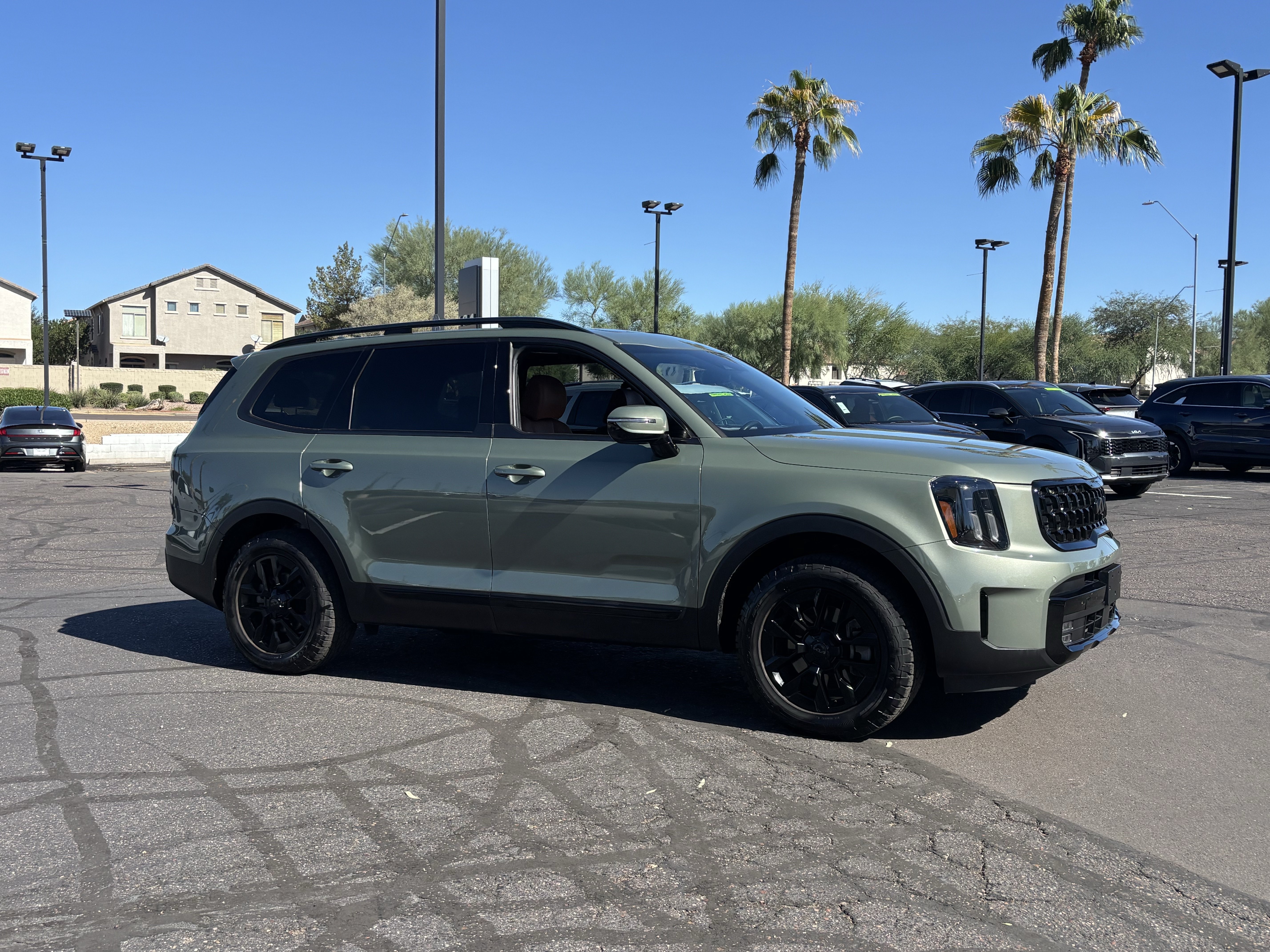 Certified 2025 Kia Telluride SX Prestige X-Pro AWD/4WD image 31